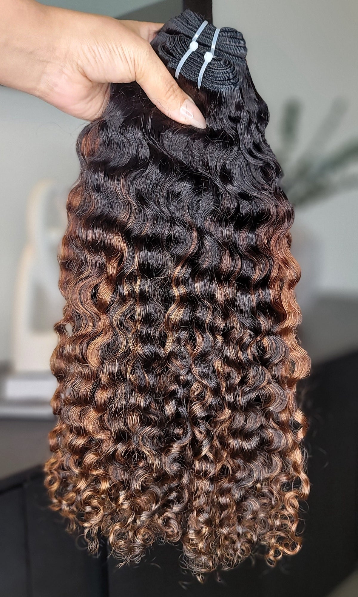 The Complete Guide to 100% Raw Human Hair Cuticle Intact Bundles