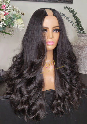 100% Human Hair U part wig ( layers cut)